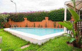 Villa 5 Chambres Pour Famille Avec Piscine & Parking